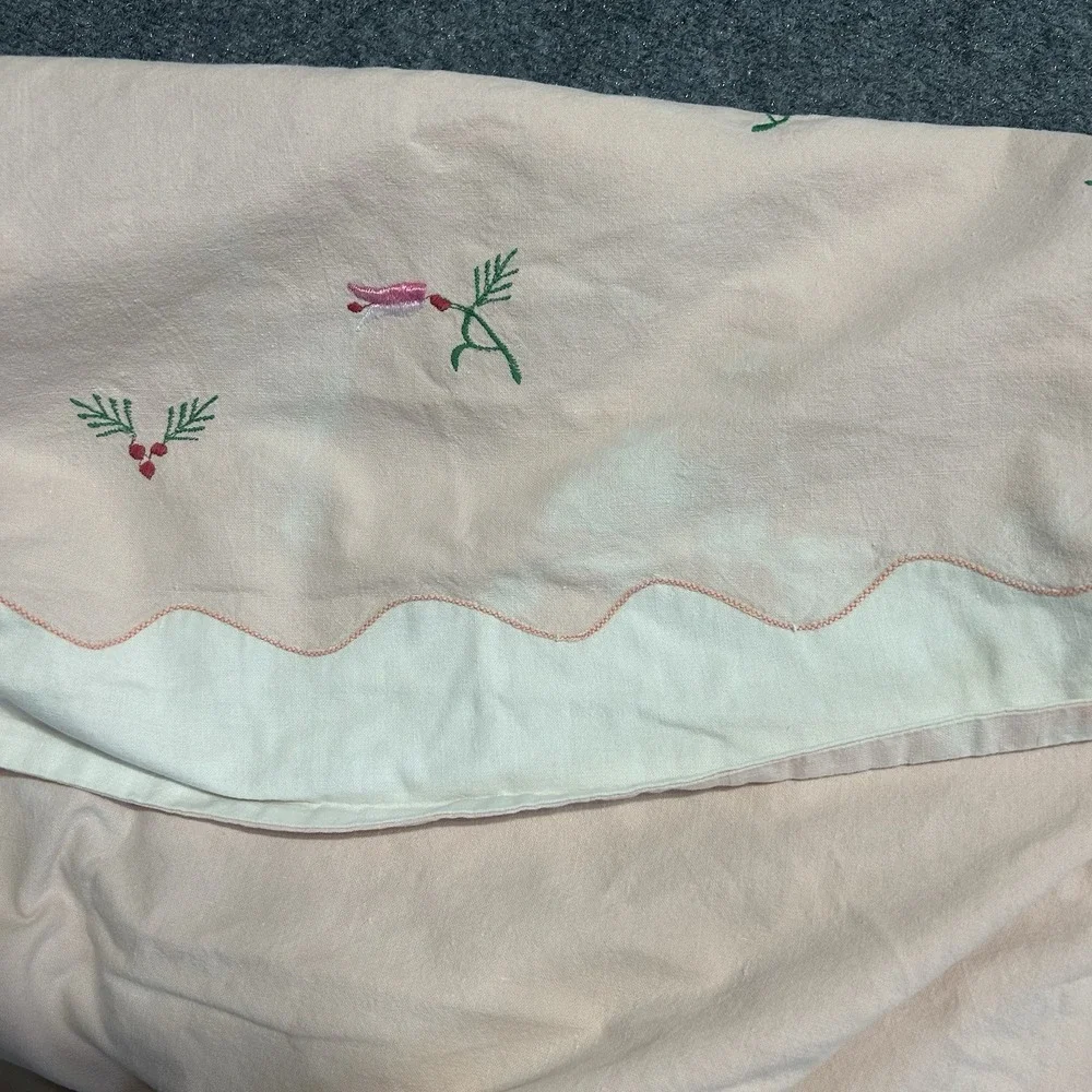 Vintage Embroidered Cover Floral Pink And White‎ 84x102 Grannycore Cottagecore